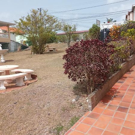 Aanola Villas Castries Extérieur photo